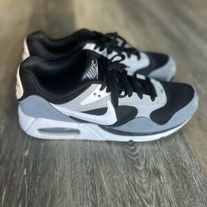 Nike Black and White Sneakers